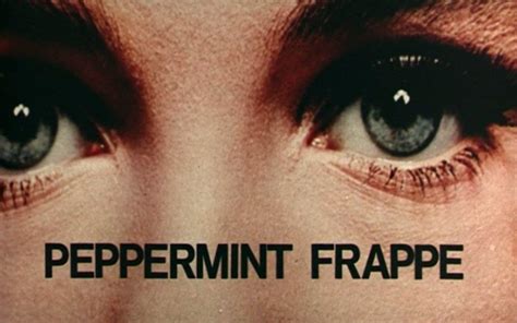 ¿Preparados para un viaje surrealista? Peppermint Frappé: Una comedia de errores existenciales en la década de los 60